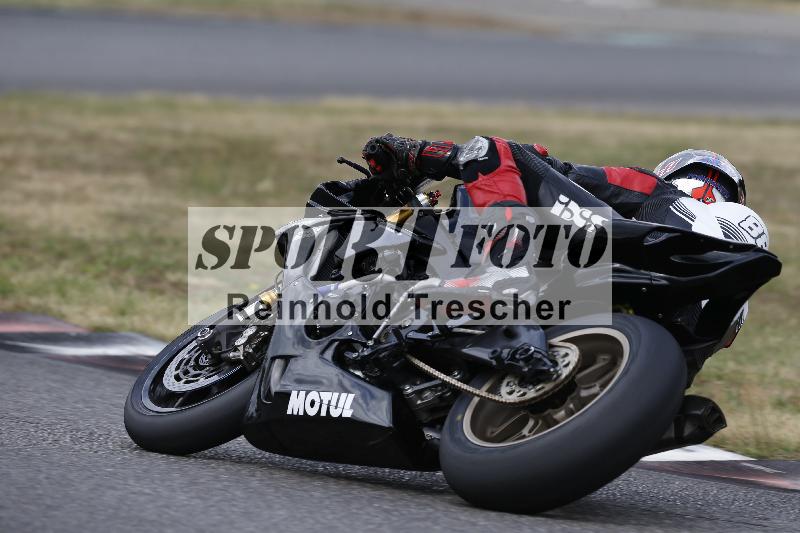 /32 07.07.2025 Plüss Moto Sport ADR/Freies Fahren/88